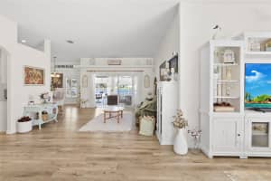 375 TEMPLE COURT, VERO BEACH, FL 32968 - MLS#MFRK4903411