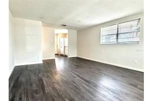 5305 OAKWOOD COURT, TAMPA, FL 33610 - MLS#MFRK4903457