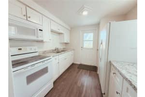 5305 OAKWOOD COURT, TAMPA, FL 33610 - MLS#MFRK4903457
