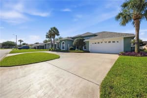 355 RUBY LAKE LOOP, WINTER HAVEN, FL 33884 - MLS#MFRK4903491