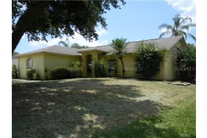 8027 Kaitlin Cir, Lakeland, FL 33810, Sold 07/30/14