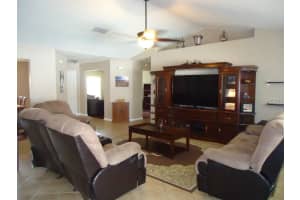 7725 Canterbury Cir, Lakeland, FL 33810, Sold 09/24/15