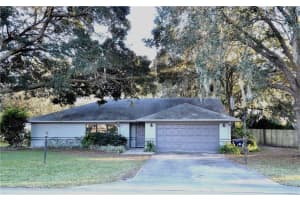 909 Crestview Dr, Auburndale, FL 33823, Sold 05/09/16