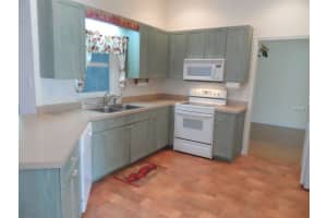 5840 Manchester Dr W, Lakeland, FL 33810, Sold 04/29/16