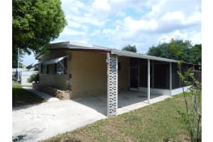 526 Skyline Dr E, Lakeland, FL 33801, Sold 04/28/16