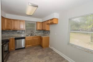 106 St Kitts Cir, Winter Haven, FL 33884, Sold 08/12/16