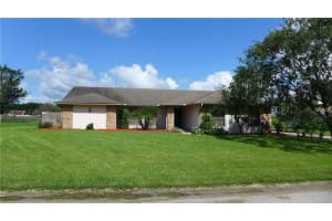8004 Ridge Pointe Dr W, Lakeland, FL 33810, Sold 08/29/16