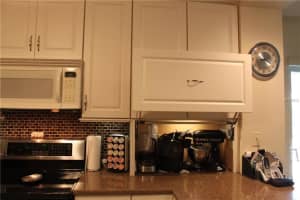 5810 Kumquat Ct, Tampa, FL 33625, Sold 08/31/16