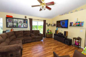 615 Westwinds Dr, Davenport, FL 33837, Sold 03/30/17