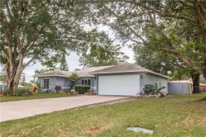 2865 Jennifer Dr, Lakeland, FL 33810, Sold 08/25/17