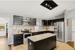 8711 Tara Pl, Lakeland, FL 33809, Sold 09/01/17