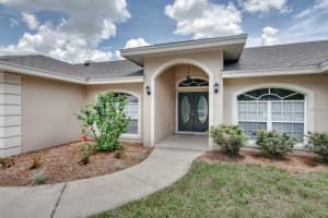 1542 Banbury Loop S, Lakeland, FL 33809, Sold 08/29/17