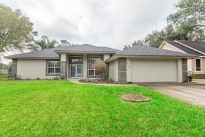 536 Hunters Run Blvd, Lakeland, FL 33809, Sold 03/30/18