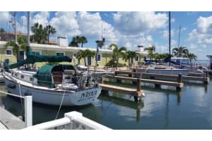 106 Main St Dr, Longboat Key, FL 34228, Sold 06/01/20