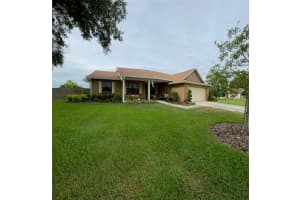 569 Berkley Pointe Dr, Auburndale, FL 33823, Sold 08/04/21