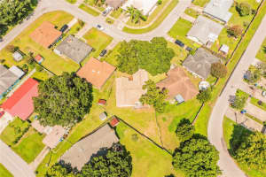942 Sunshine Way SW, Winter Haven, FL 33880, Sold 10/08/21