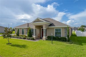 303 Lake Mariana Pl, Auburndale, FL 33823, Sold 10/27/21