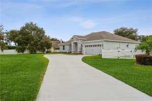 163 Eloise Oaks Dr, Winter Haven, FL 33884, Sold 12/06/21