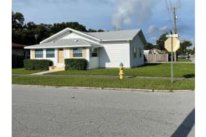 402 Pine St, Auburndale, FL 33823, Sold 10/13/21