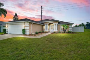 203 Via Mariel E Dr, Davenport, FL 33896, Sold 11/22/21