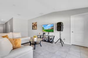 39599 Dawson Chase Dr, Zephyrhills, FL 33540, Sold 11/05/21