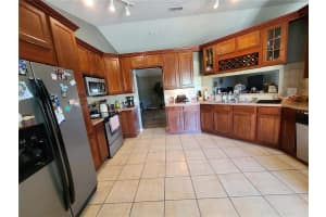 139 W Socrum Loop Rd, Lakeland, FL 33809, Sold 11/29/21