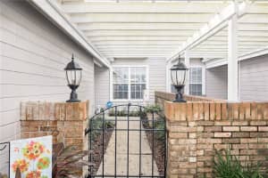 1132 Stonebrooke Ln, Lakeland, FL 33803, Sold 11/16/21