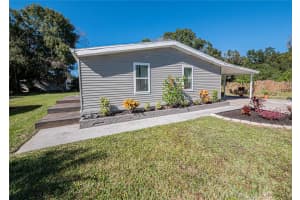 521 Lazy Lake Dr E, Lakeland, FL 33801, Sold 12/28/21