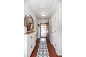 5631 Fischer Dr, Lakeland, FL 33812, Sold 12/08/21
