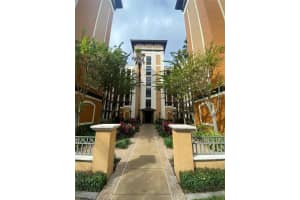 12544 Floridays Resort Dr, Orlando, FL 32821, Sold 02/07/22