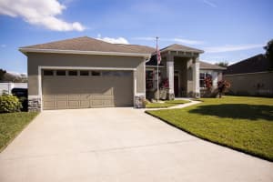 8202 Woodvine Cir, Lakeland, FL 33810, Sold 01/21/22