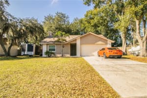333 Sand Pine Trail, Winter Haven, FL 33880, Sold 01/18/22