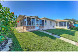 6115 Silver Lakes Dr W, Lakeland, FL 33810, Sold 02/17/22