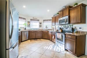 2144 Lakeridge Dr, Winter Haven, FL 33881, Sold 02/11/22