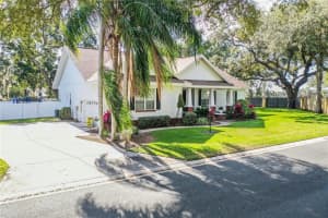 1503 Sherwood Lakes Blvd, Lakeland, FL 33809, Sold 02/16/22