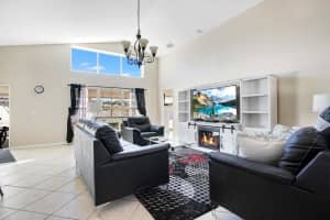 8335 Adele Rd, Lakeland, FL 33810, Sold 02/25/22