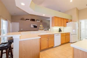 7406 Beaumont Dr, Lakeland, FL 33810, Sold 04/01/22