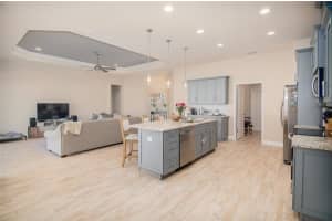 5837 Grace Lake Dr, Lakeland, FL 33812, Sold 03/21/22