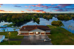 3574 S Lazy Lake Dr, Lakeland, FL 33801, Sold 03/16/22