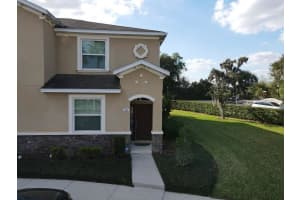 1902 Greenwood Valley Dr, Plant City, FL 33563, Sold 03/31/22