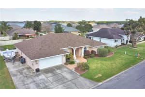 315 Lanceolate Dr, Winter Haven, FL 33880, Sold 04/01/22