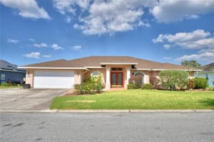 315 Lanceolate Dr, Winter Haven, FL 33880, Sold 04/01/22