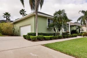 2525 Crews Lake Hills Loop N, Lakeland, FL 33813, Sold 04/26/22