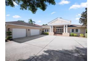 5113 Lake in the Woods Blvd, Lakeland, FL 33813, Sold 05/19/22