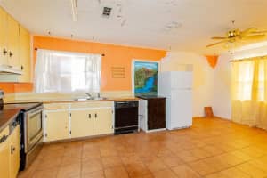 511 Lemon St, Auburndale, FL 33823, Sold 04/29/22