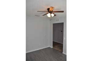 6786 Glenbrook Dr, Lakeland, FL 33811, Sold 04/14/22