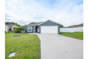 8185 Woodvine Cir, Lakeland, FL 33810, Sold 05/19/22