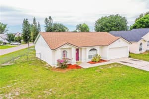 430 St Anns Dr, Winter Haven, FL 33884, Sold 05/13/22