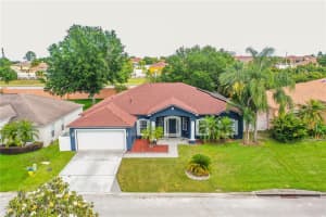 516 REDDICKS CIR, WINTER HAVEN, FL 33884 Sold 07/11/22
