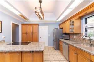 1704 SIR GEORGES TRL, LAKELAND, FL 33809 Sold 09/07/22